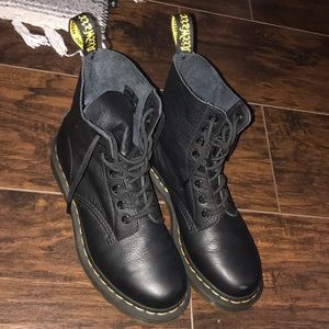 Dr.Marten Boots